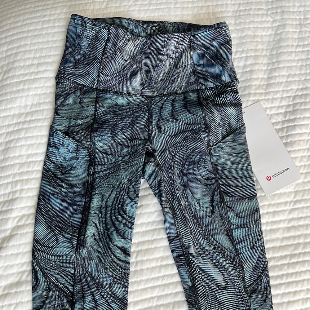 Lululemon Fast and Free HR Crop